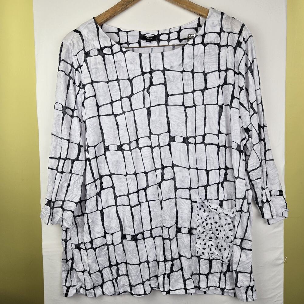 Shana Womens Sz Large Black White Crinkle Abstract Print 3/4 Top